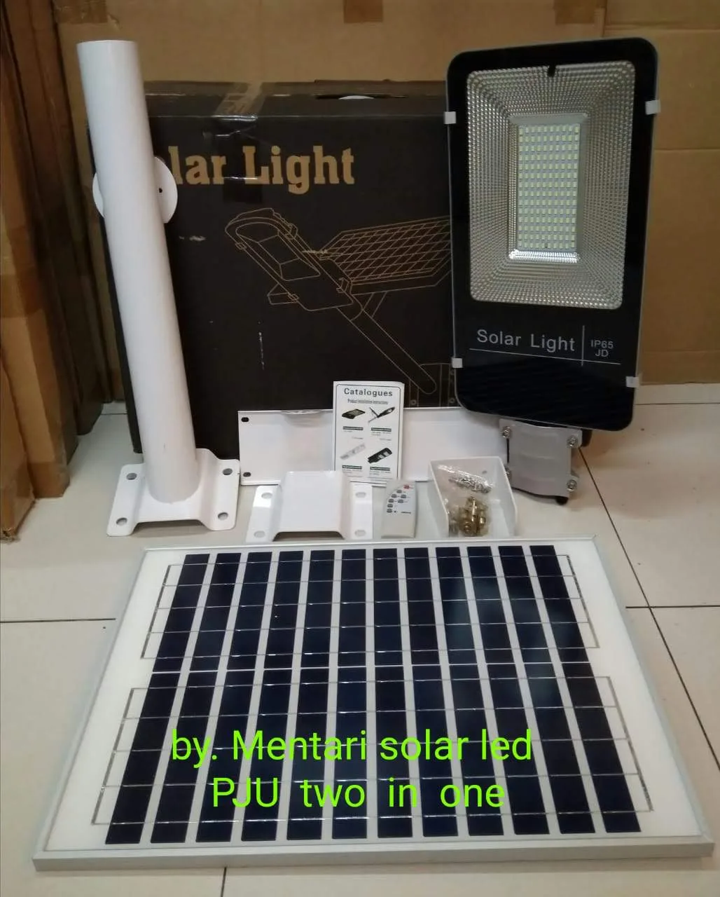 Lampu Jalan Two in One Tenaga Surya Murah Berkualitas